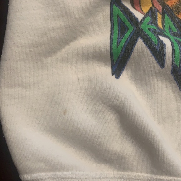 Madeworn Def Leopard Shrunken Sweatshirt - Picture 6 of 7